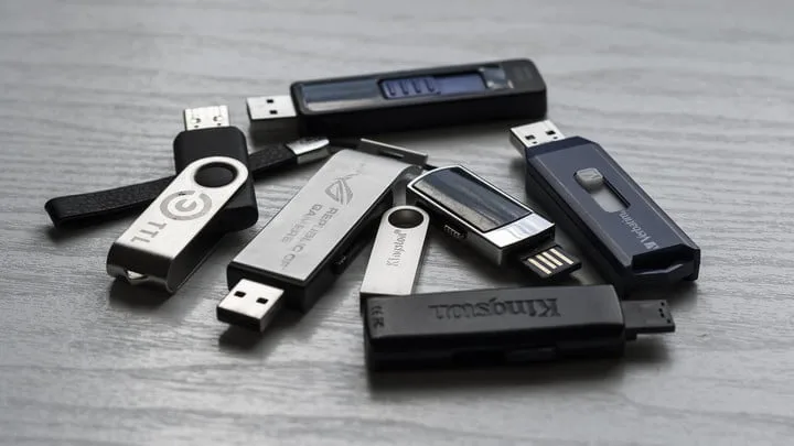 Diferentes tipos de conectores USB